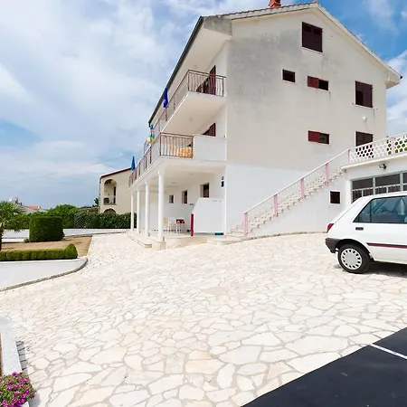 Rozaria Apartment