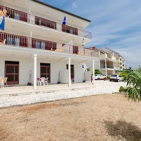 Rozaria Apartment *